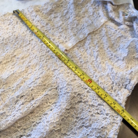 🤍Free People Lace peplum long sleeved partial buttoned stretchy top - Picture 9 of 11